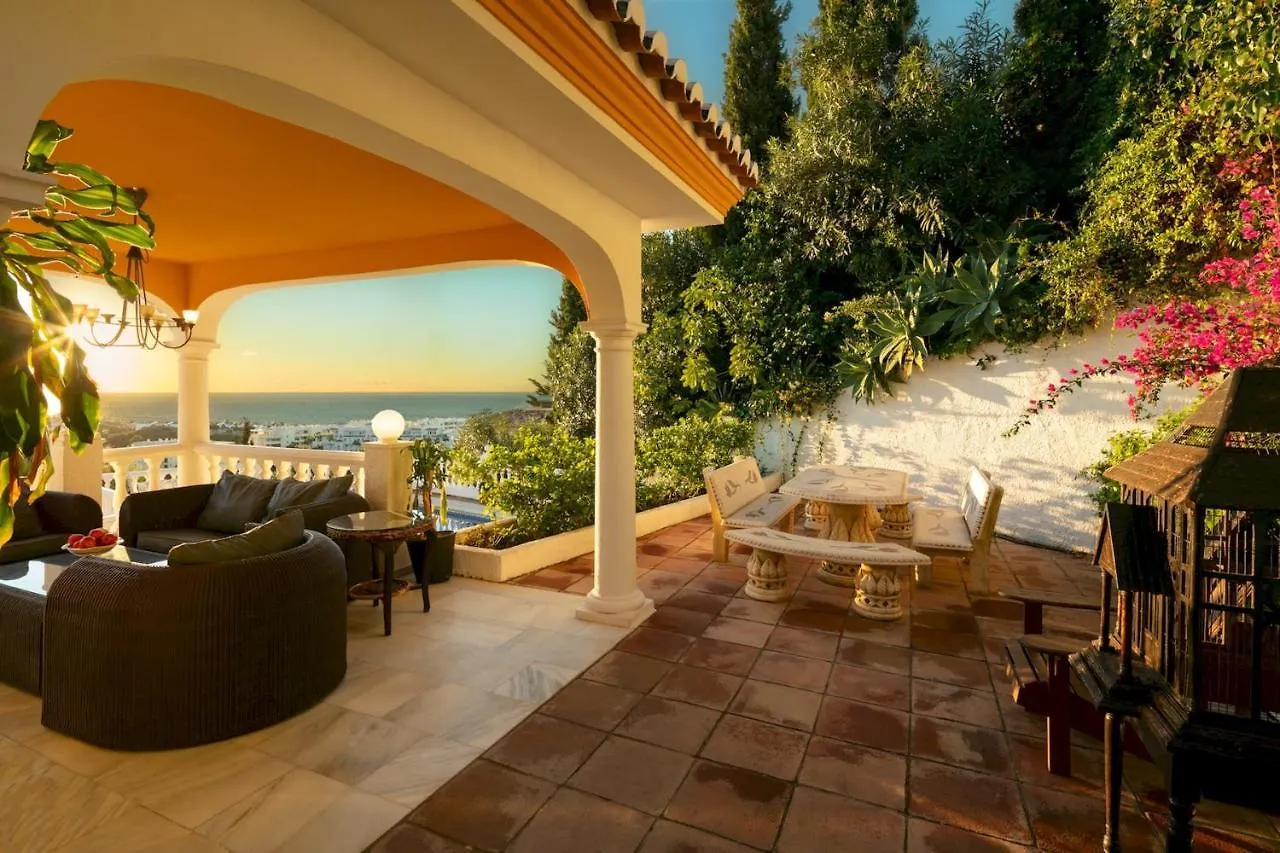 Large Family Villa 500M From Beach With Stunning Views El Faro